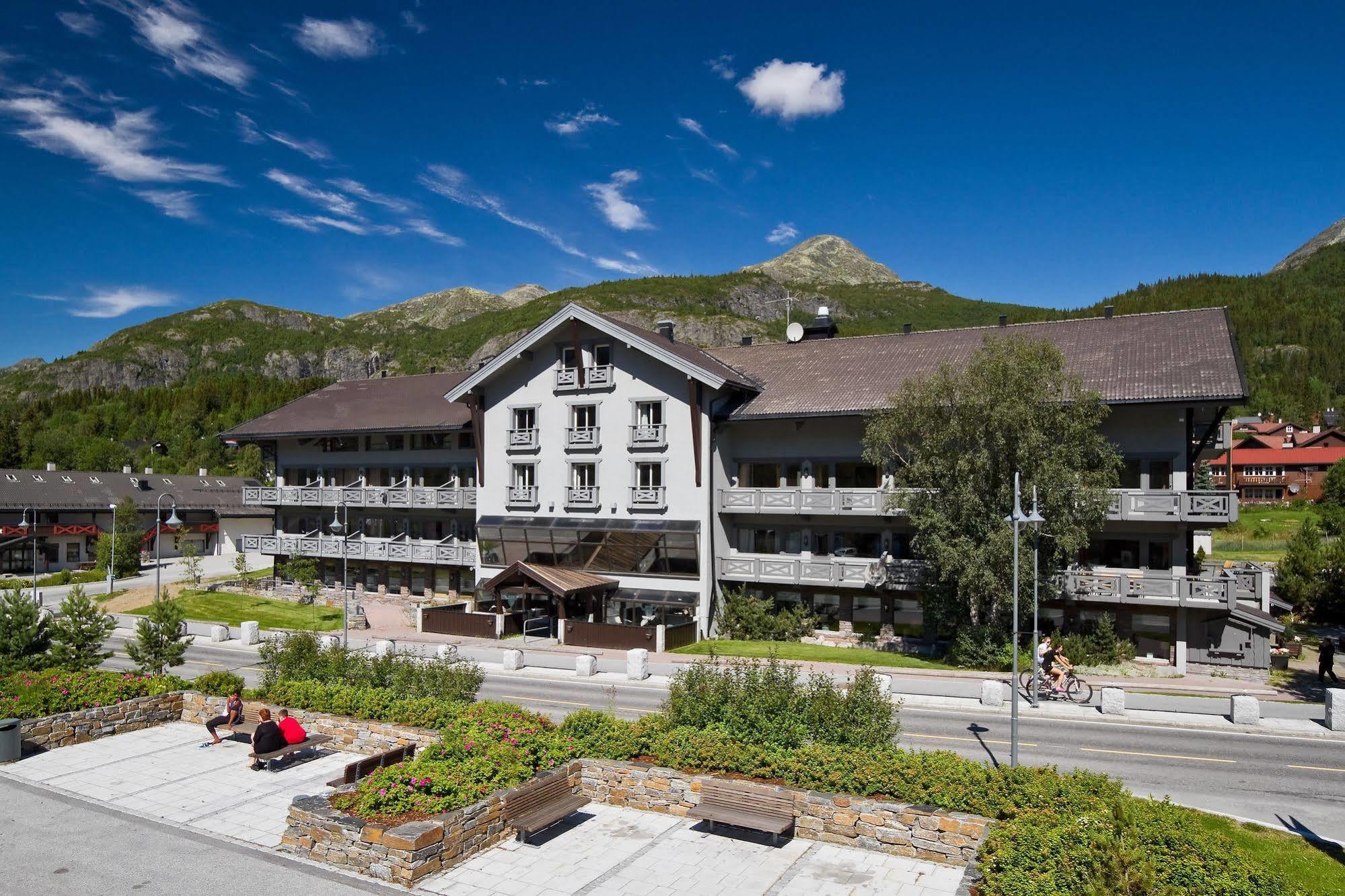 Skogstad Hotel - Unike Hoteller 헴세달 외부 사진